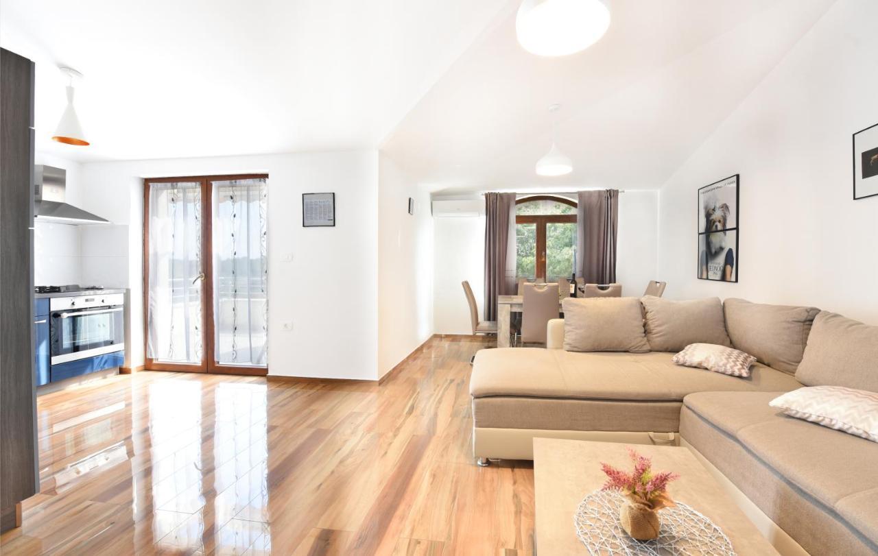 Apartments Mirasol Умаг Экстерьер фото